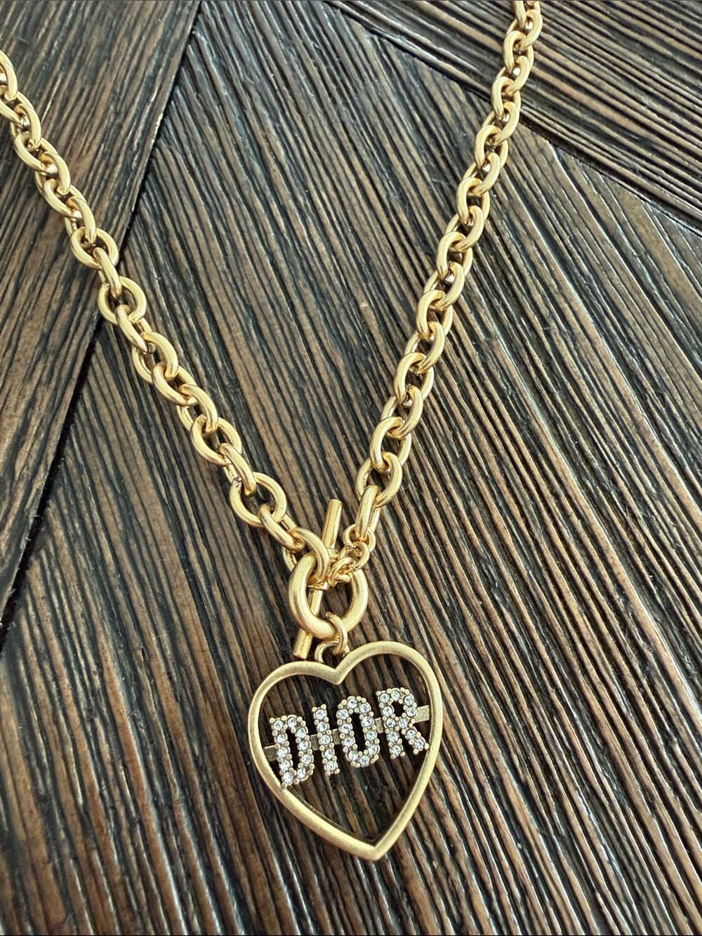 Dior Gold Tone DIOR Heart Logo Toggle Chain Necklace Authentic - Picture 2 of 5